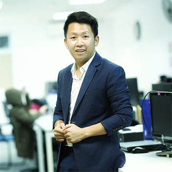 Giới thiệu về đạo diễn Hoàng Dũng 